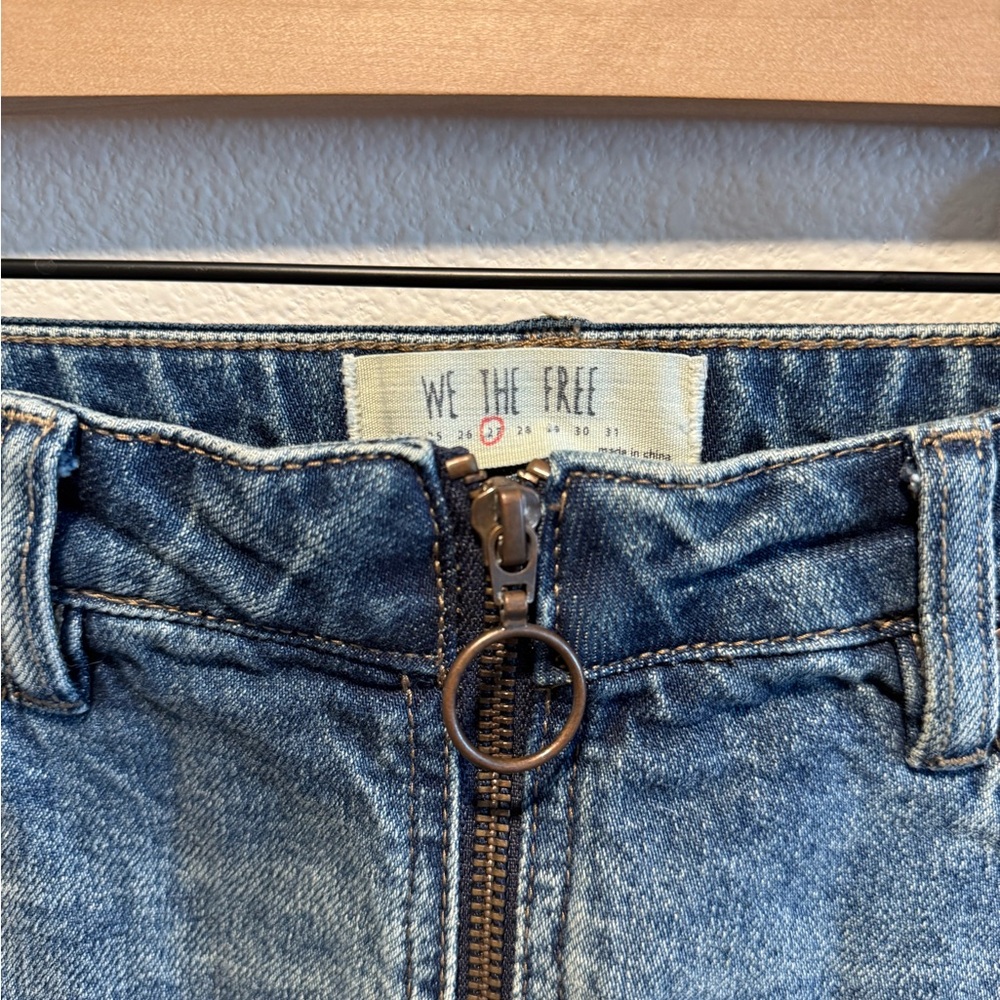 We The Free Zip It Up Denim Mini Skirt in Blue Size 27 BOHO - Picture 4 of 6